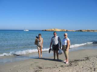 Une des 2 plages entourant le port(Monastir)