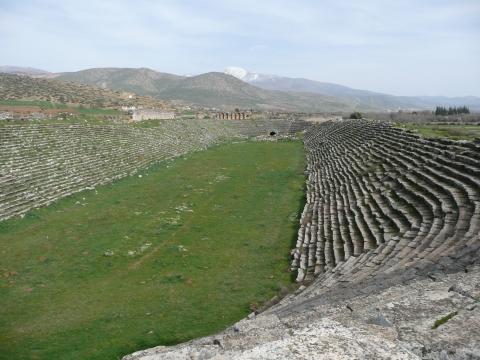 Le stade (25000 places)