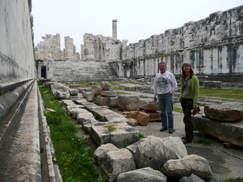Dans le temple d'Apollon à Didyme avec Xavier